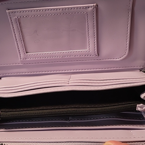 Betsey Johnson Lavender Quilted Long Zippy Wallet NWT RETAIL $58+ - Picture 9 of 10